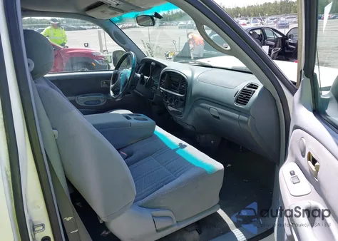 2001 Toyota Tundra Sr5 V8 from USA, damaged, VIN 5TBRT34101S145355